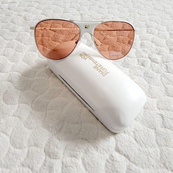 New Diane Von Furstenberg Fiona sunglasses aviators white rose nwt case designer - Picture 1 of 10